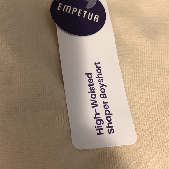 BNWT Shapermint Empetua® All Day Every Day High-Waisted Shaper Shorts Small - Picture 2 of 6